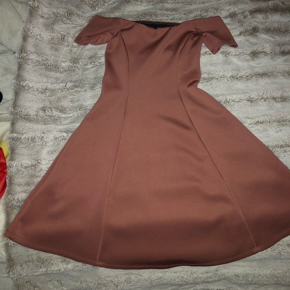 Forever 21 Dress💛 - Picture 2 of 2